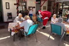 Almuerzo-centro-abierto-padre-Damian-Fundacion-SSCC-Colegio-SSCC-Providencia5